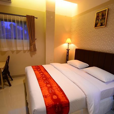 Queen City Hotel Banjarmasin Banjarmasin  Exteriér fotografie