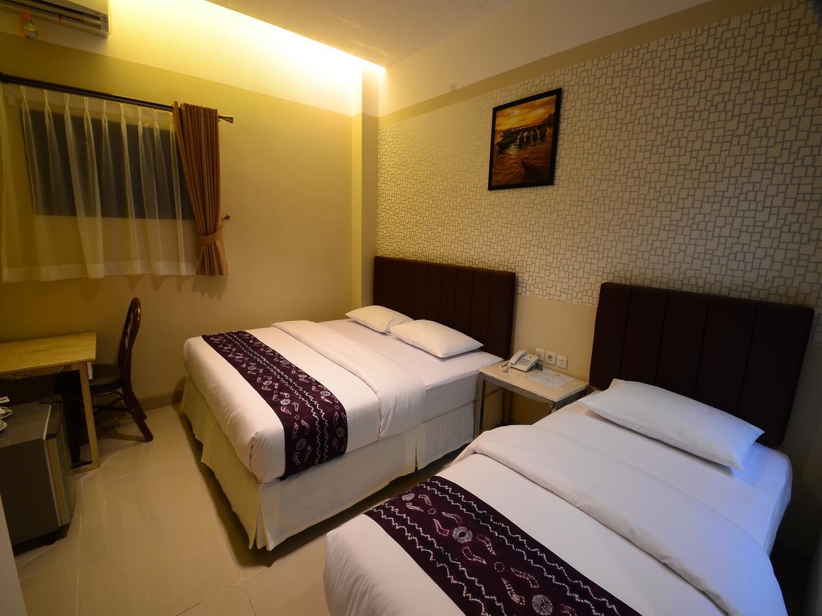 Queen City Hotel Banjarmasin Banjarmasin  Exteriér fotografie