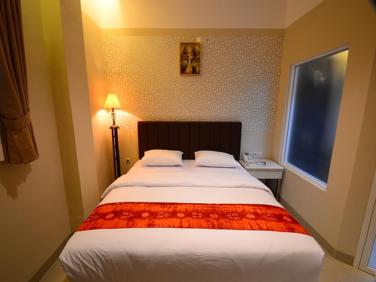 Queen City Hotel Banjarmasin Banjarmasin  Exteriér fotografie