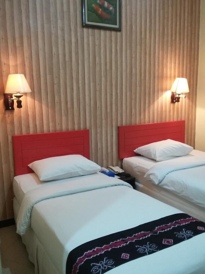 Queen City Hotel Banjarmasin Banjarmasin  Exteriér fotografie